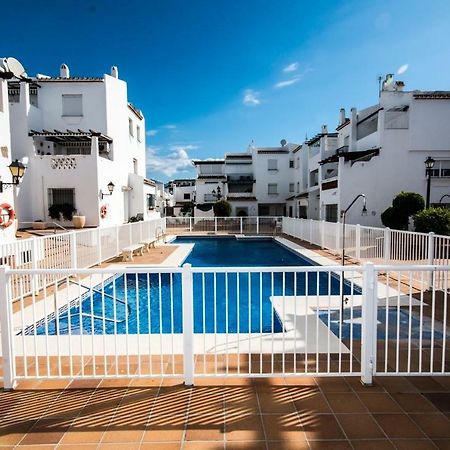 Puerto De La Duquesa Beach Apartment Castillo de Sabinillas Exteriör bild