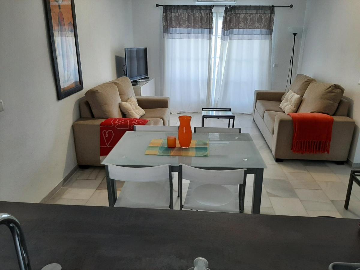 Puerto De La Duquesa Beach Apartment Castillo de Sabinillas Exteriör bild