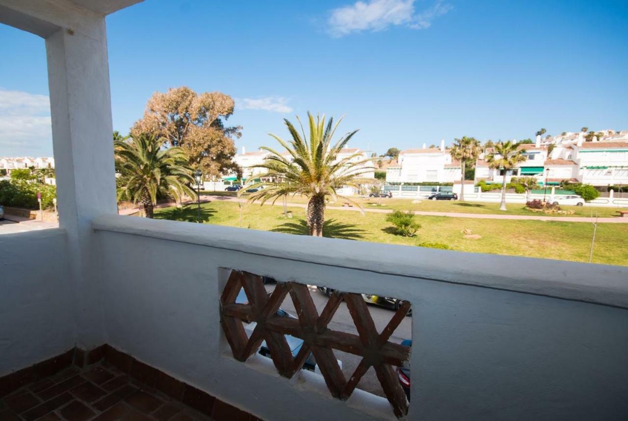 Puerto De La Duquesa Beach Apartment Castillo de Sabinillas Exteriör bild