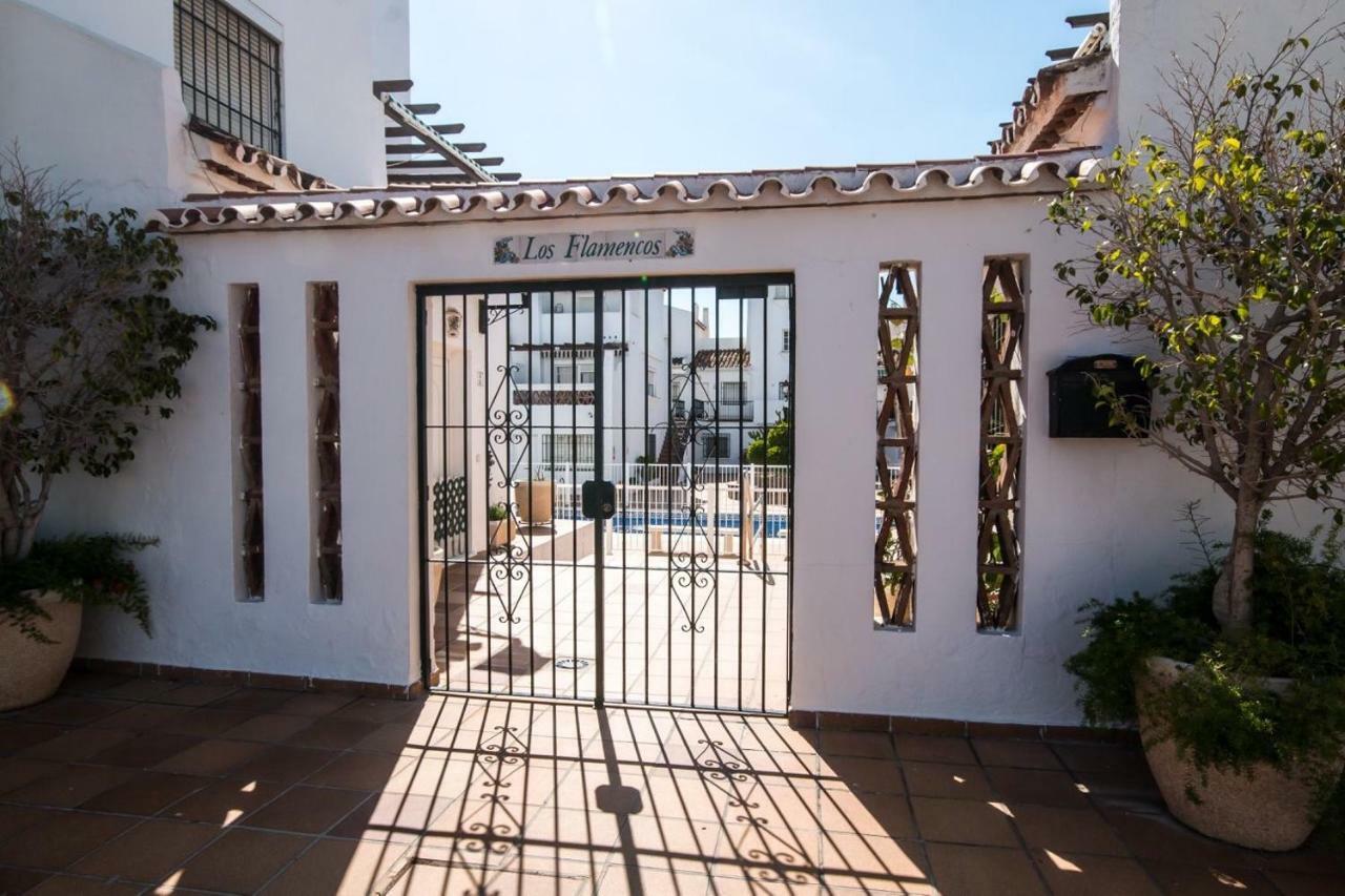 Puerto De La Duquesa Beach Apartment Castillo de Sabinillas Exteriör bild